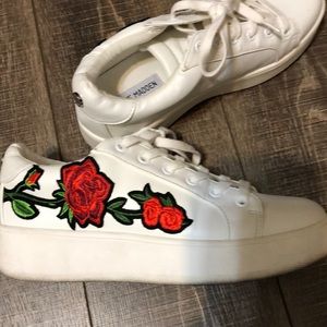 Steve Madden tennis shoes